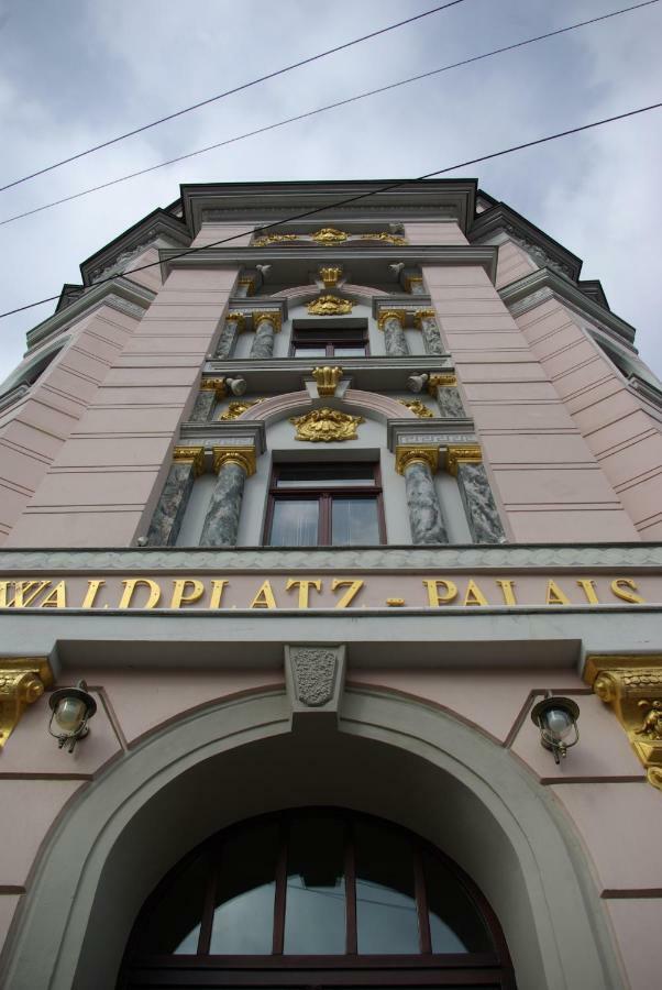 Apartment In Der Jahnallee 20 Waldplatzpalais *