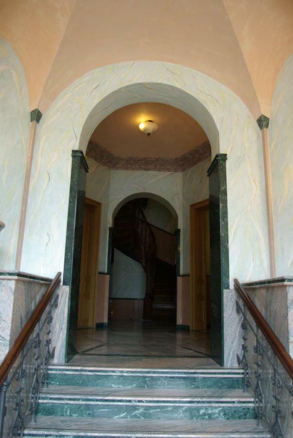 In Der Jahnallee 20 Waldplatzpalais *