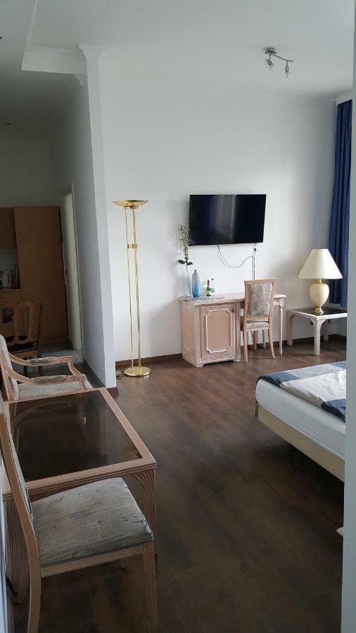 Apartment In Der Jahnallee 20 Waldplatzpalais