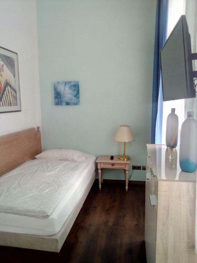 Apartment In Der Jahnallee 20 Waldplatzpalais