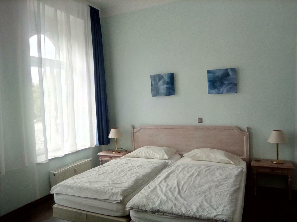 Apartment In Der Jahnallee 20 Waldplatzpalais *